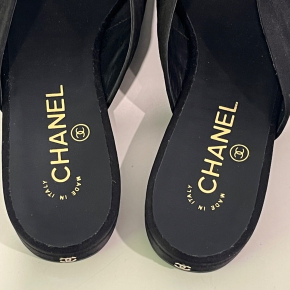 Chanel Knotted Black Satin Mule Flat Slide NEW Size EU 39.5/ US 9 MSRP $950 - Picture 10 of 11